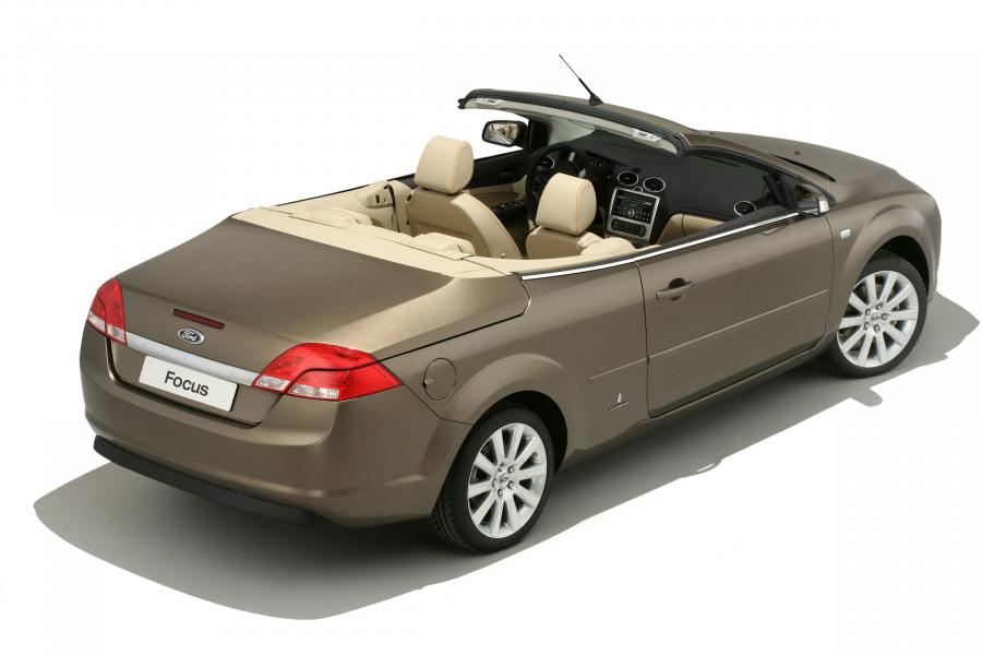  Ford Focus CC 2006 года  (фото 9 из 73)